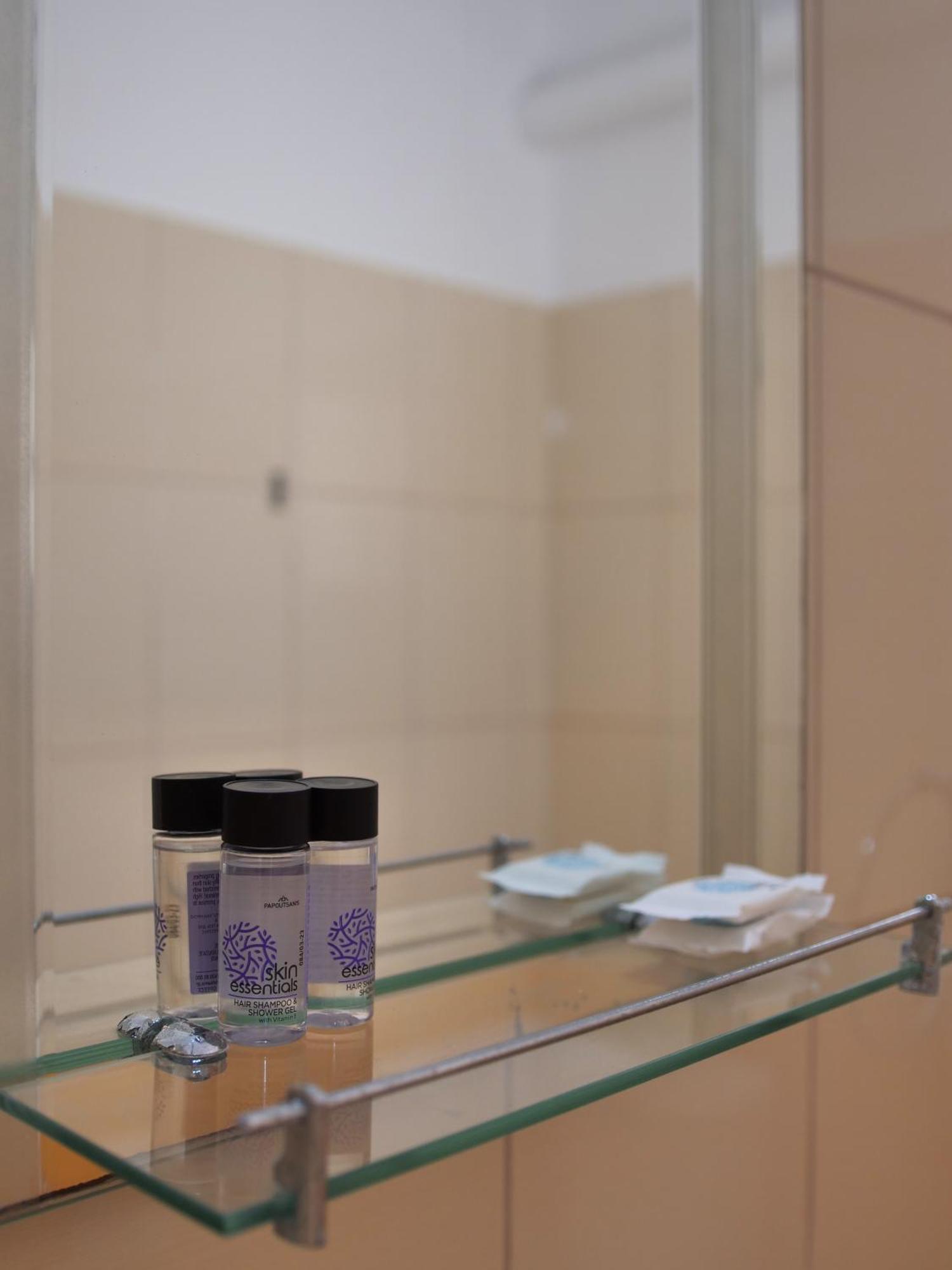 Bodini'S Rooms Himare Ngoại thất bức ảnh