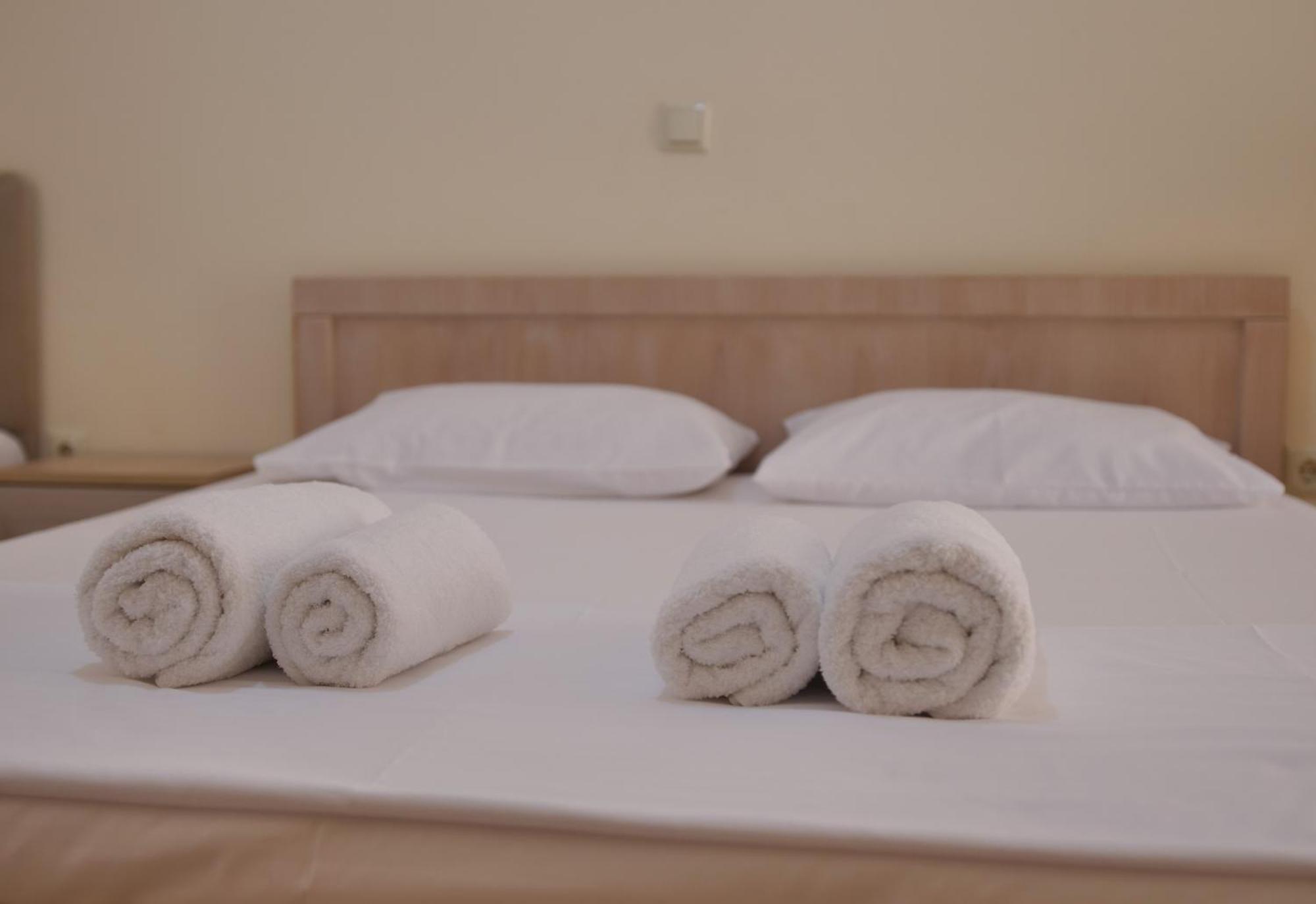 Bodini'S Rooms Himare Ngoại thất bức ảnh