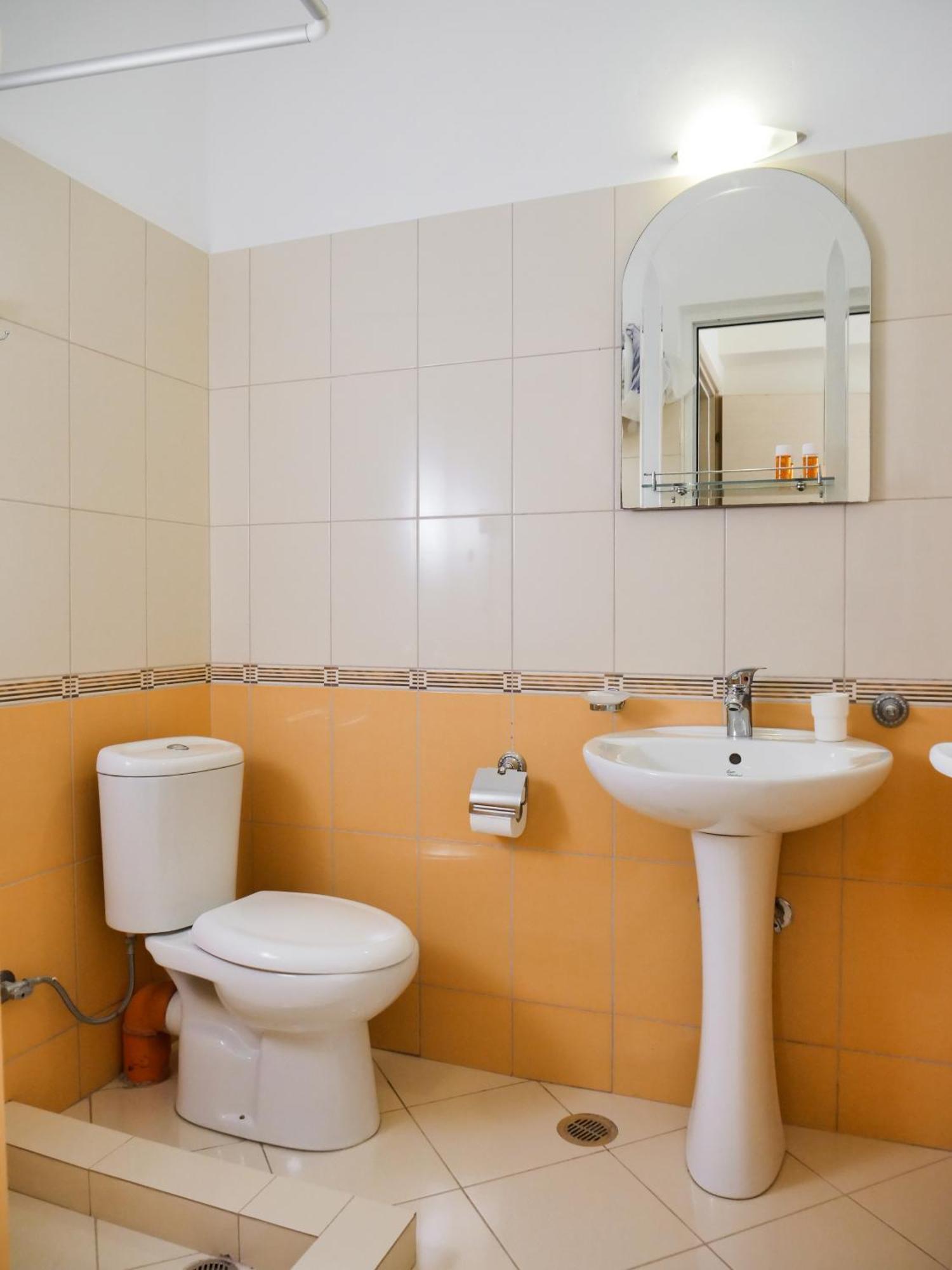 Bodini'S Rooms Himare Ngoại thất bức ảnh